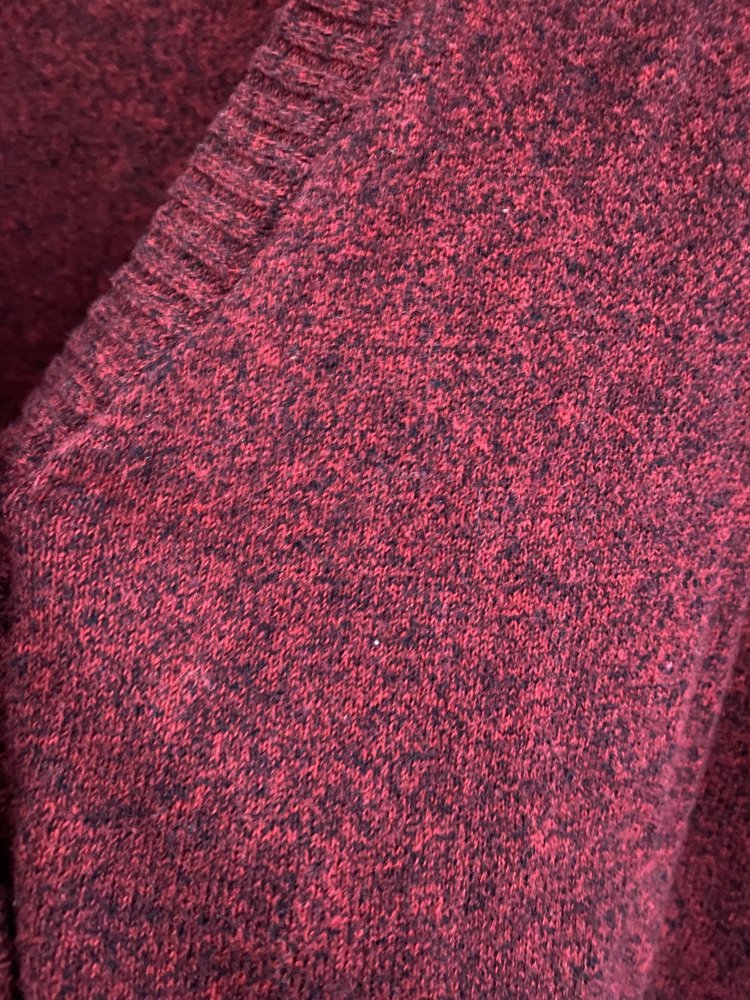 Bordeaux roter Cardigan