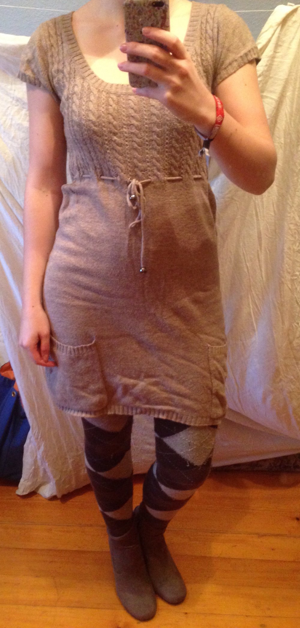 Hellbraunes Strickkleid