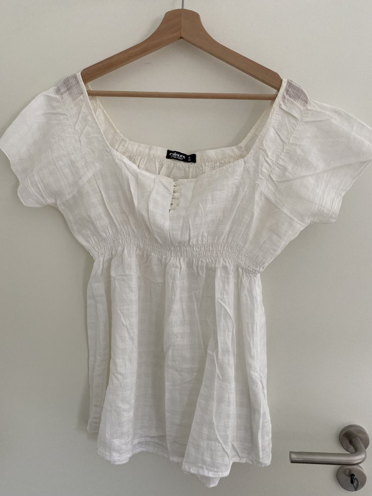 Weiße Bluse mit Karo-Muster