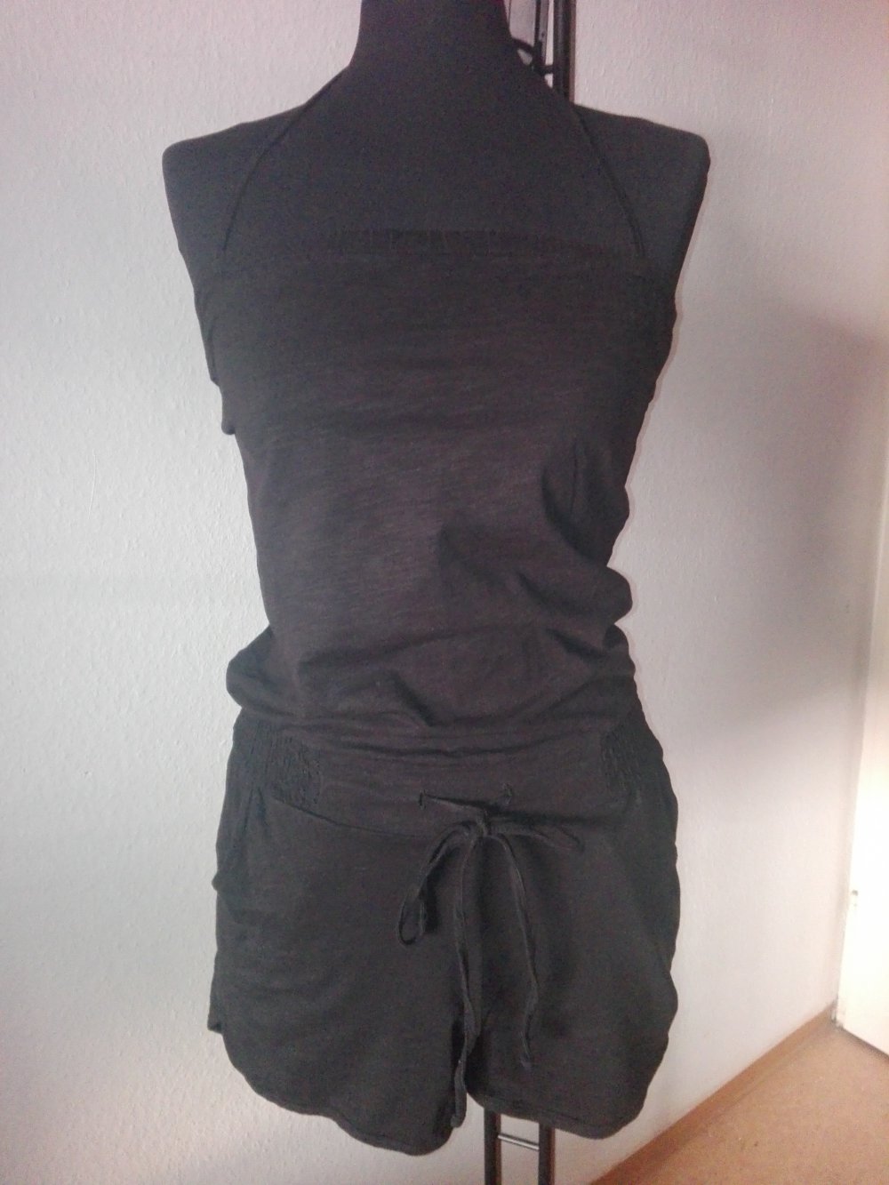 Esmara Jumpsuit Hotpants Größe S 34 36