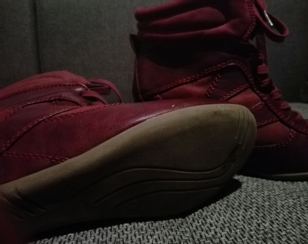 Sneakers mit Keilabsatz neuwertig Ein mal kurz getragen, Knöchelschuhe Wedges