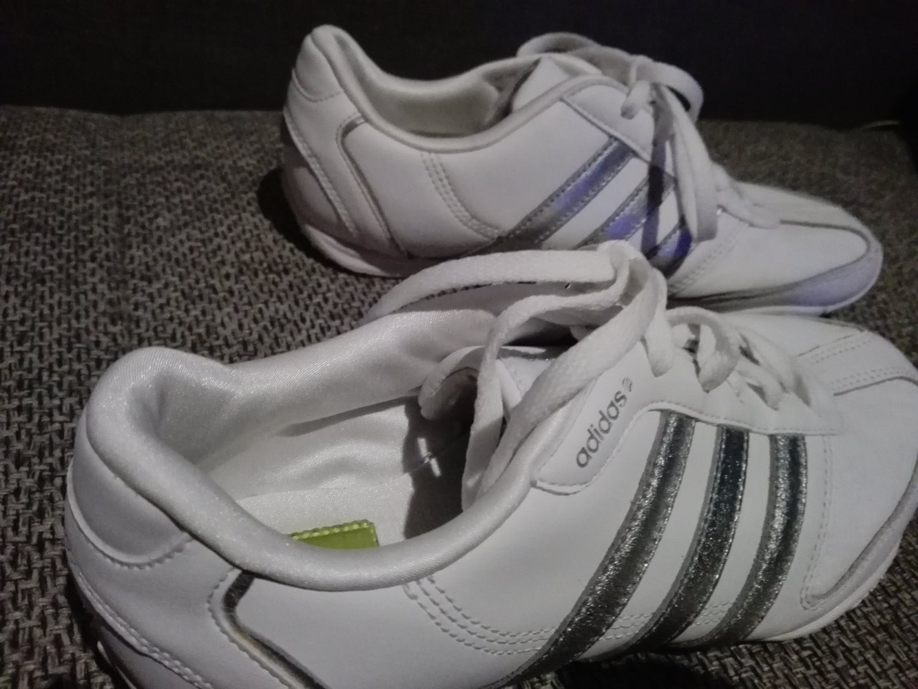 Adidas Retro Style, Sneakers Sportschuhe Neuwertig, 