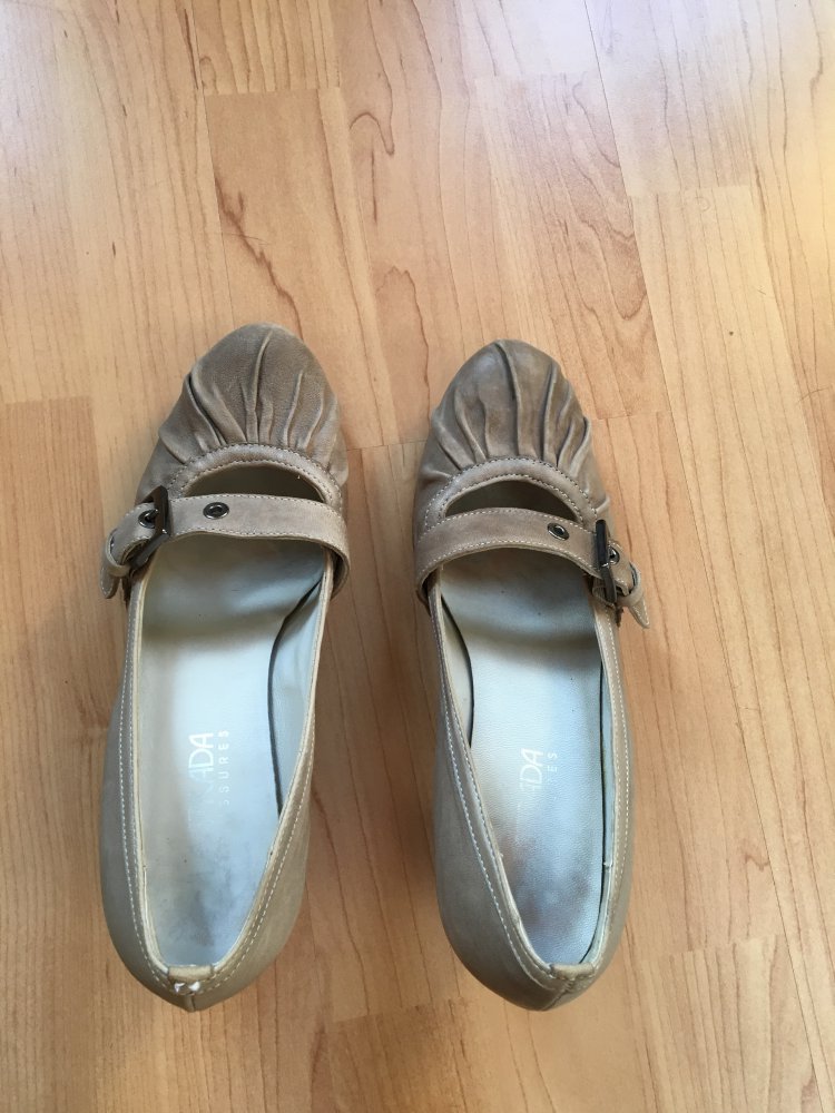 hellbraune Mary Janes / Riemchenschuhe, Größe 38,5 - 39