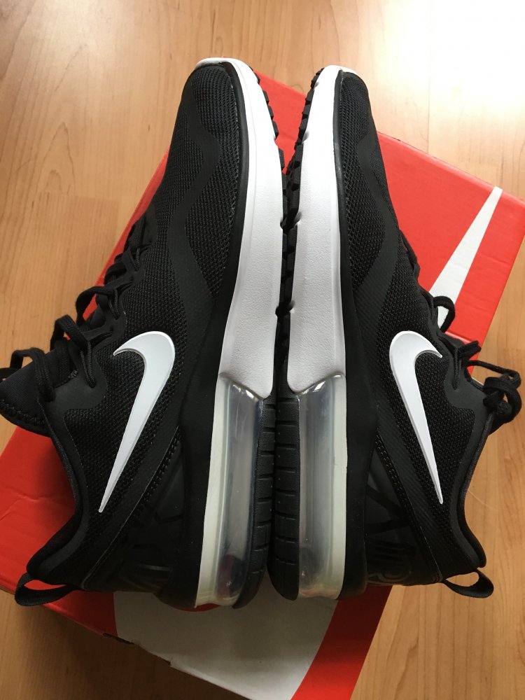 Nike Laufschuh »Wmns Air Max Fury« (Größe US women 10, UK 7,5)