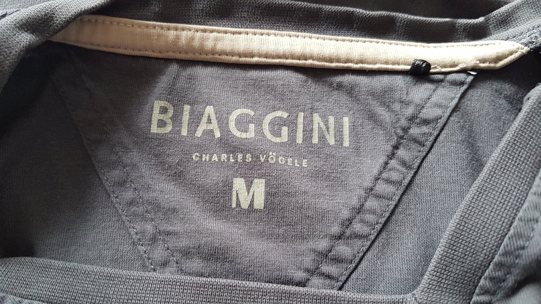 Biaggini Charles Vögele T-Shirt grau Trail Gr M