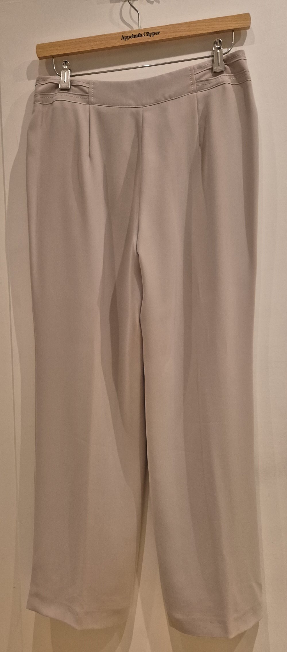 Gerry Weber Anzughose Kostümhose Stoffhose beige creme Gr 40
