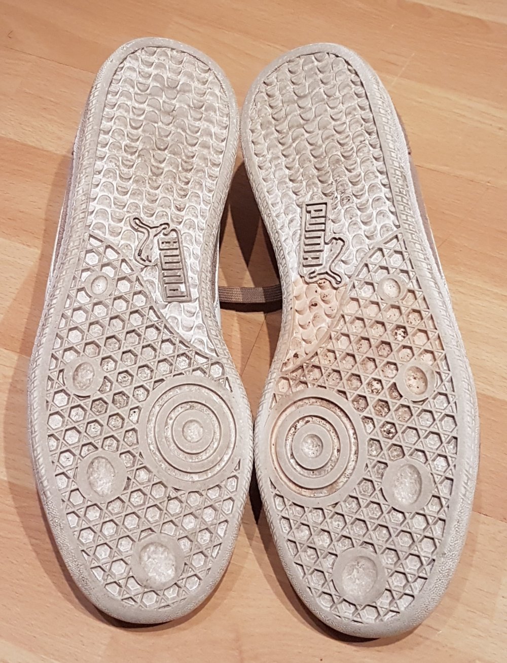 Puma Sneaker beige Gr 42