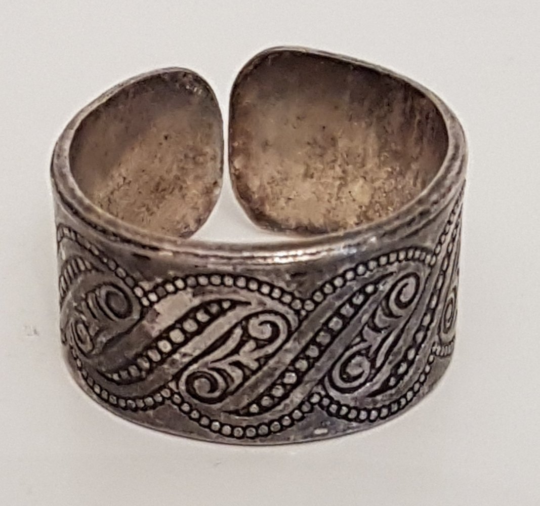 Ring silberfarben ornament ethno