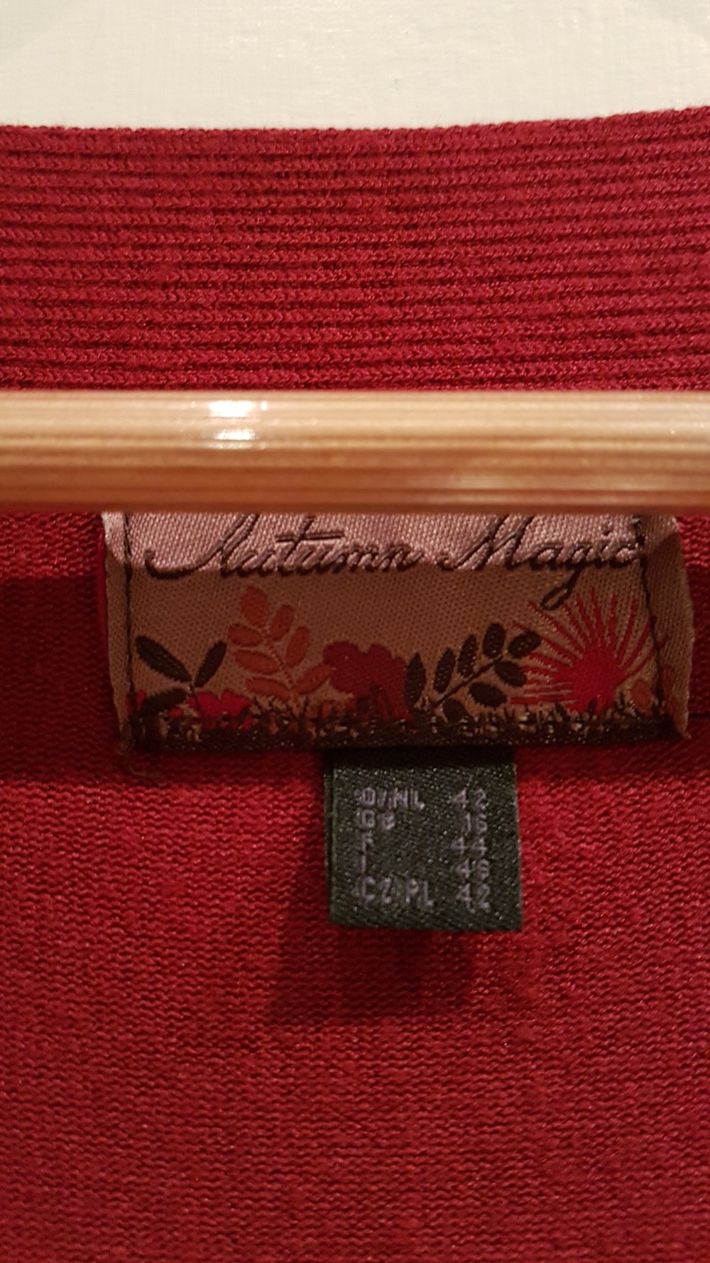 TCM Pullover V-Ausschnitt rot Gr 42