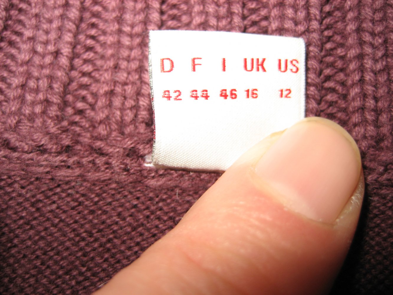 S. Oliver Pullover, V-Ausschnitt, aubergine, Gr. 42