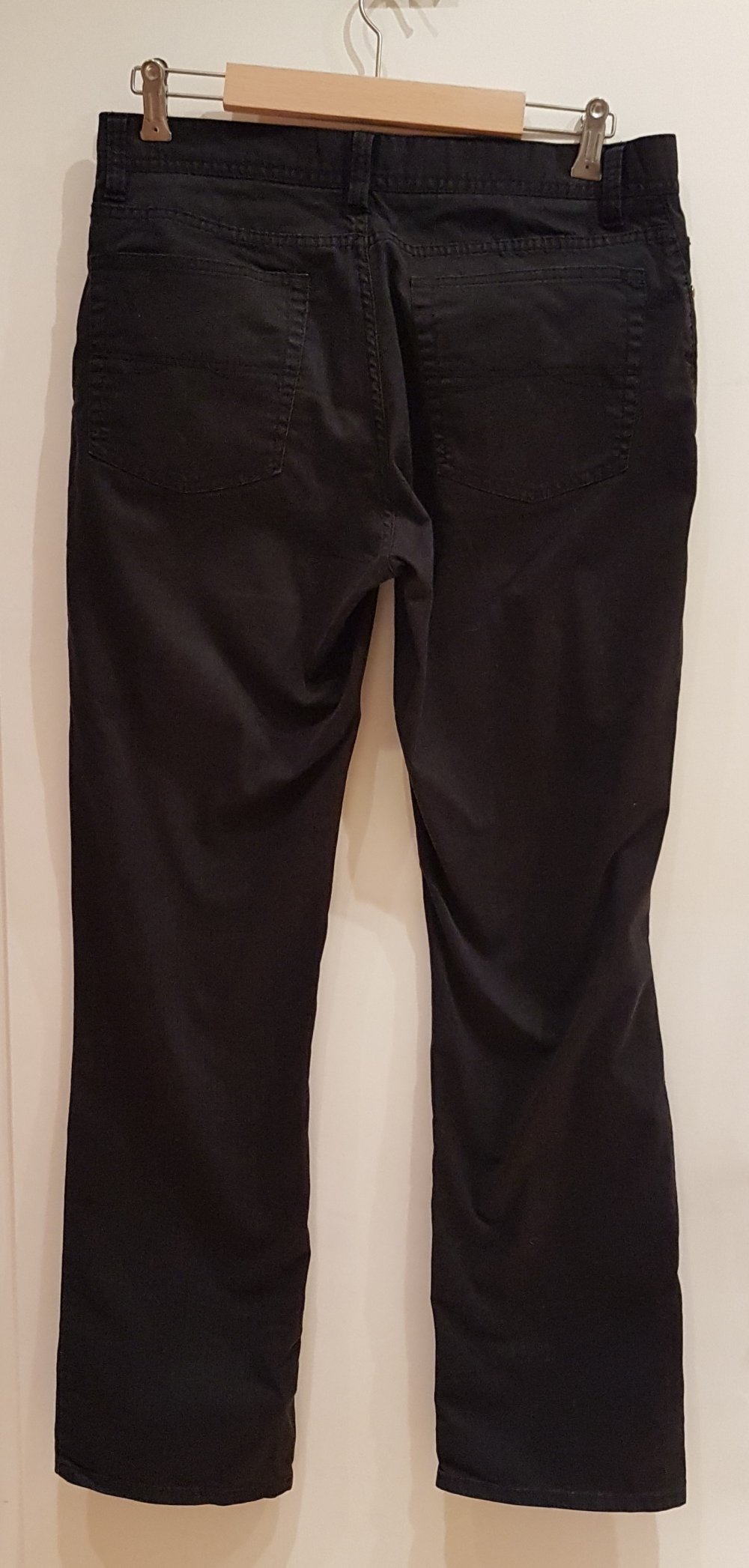 Charles Vögele Hose Stoffhose 5 Pocket schwarz Gr 48