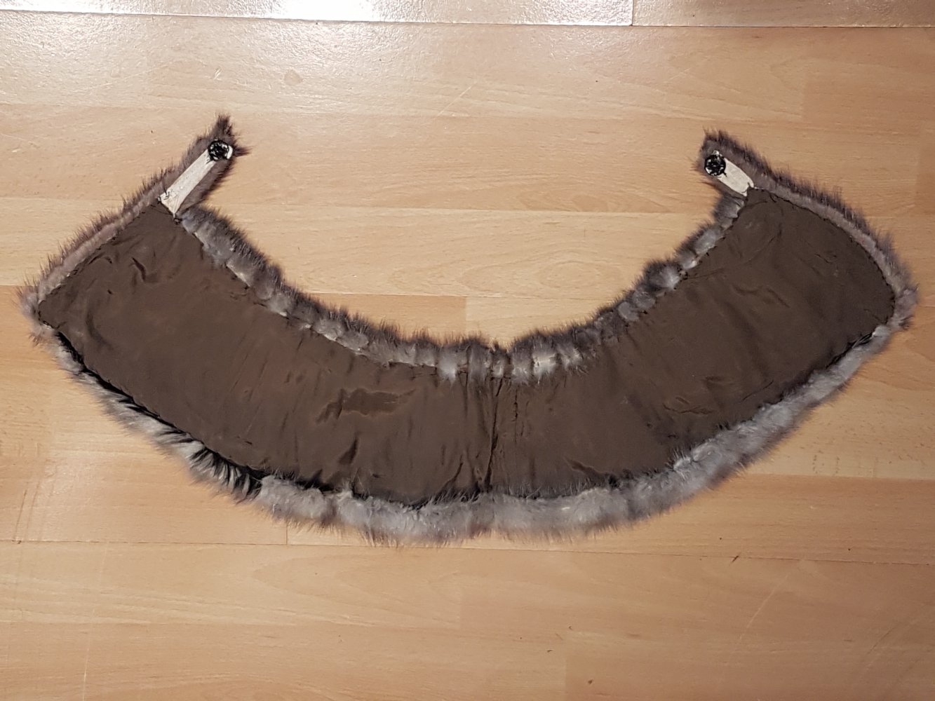 Pelzkragen, Kragen, grau