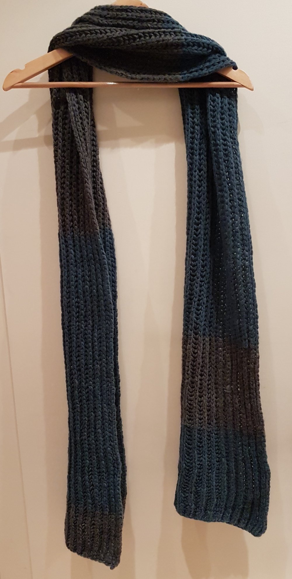 Strickschal grau petrol XL weich