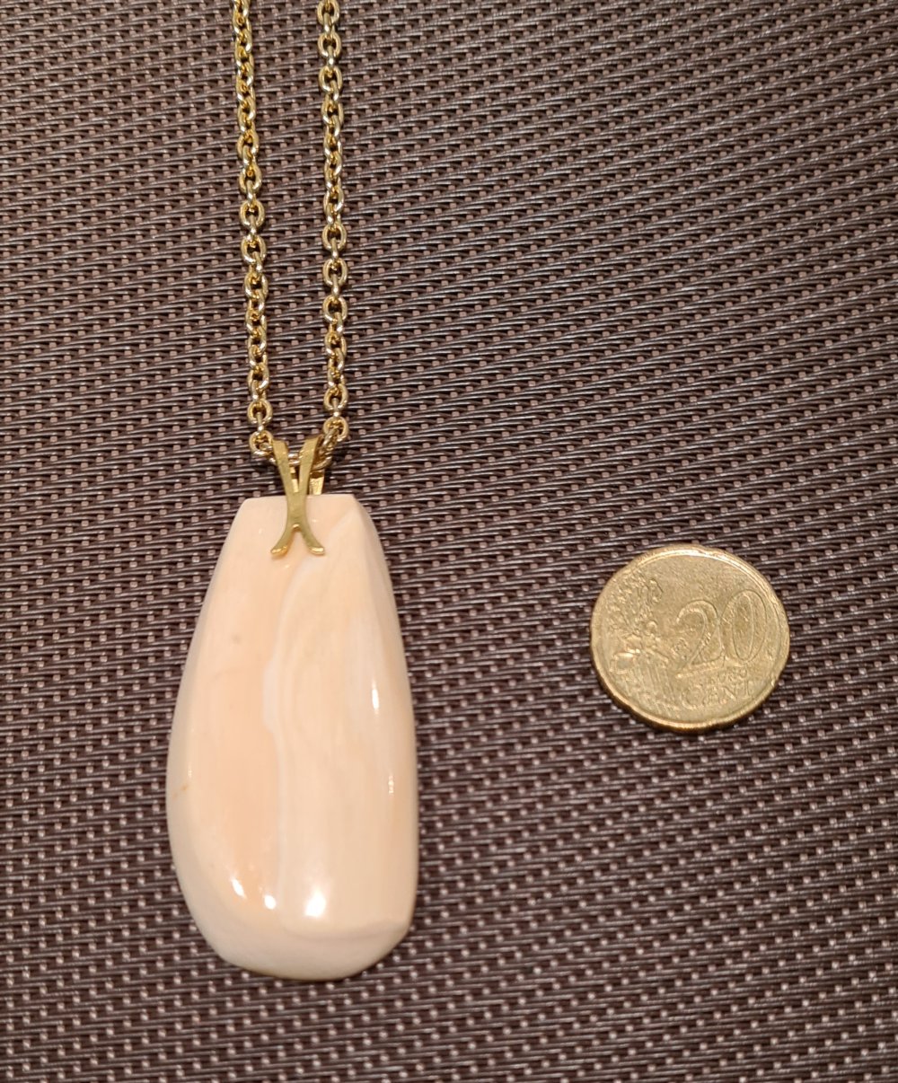 Kette mit Beinanhänger - vintage