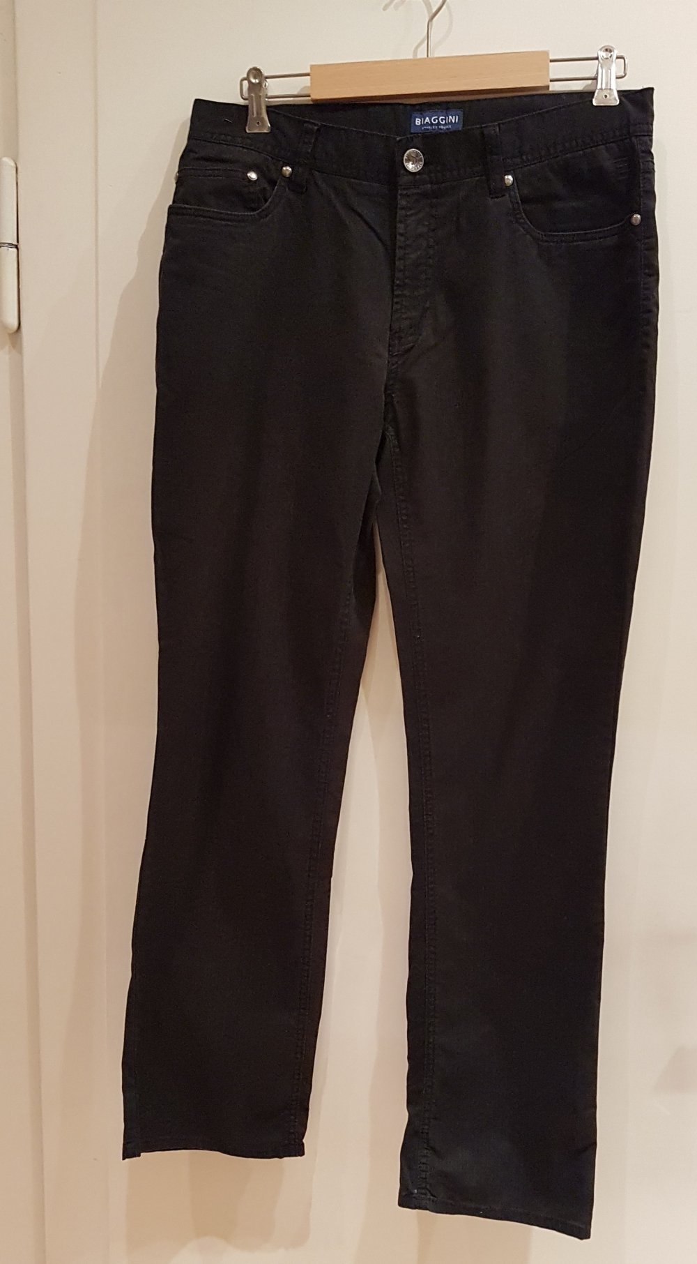 Charles Vögele Hose Stoffhose 5 Pocket schwarz Gr 48