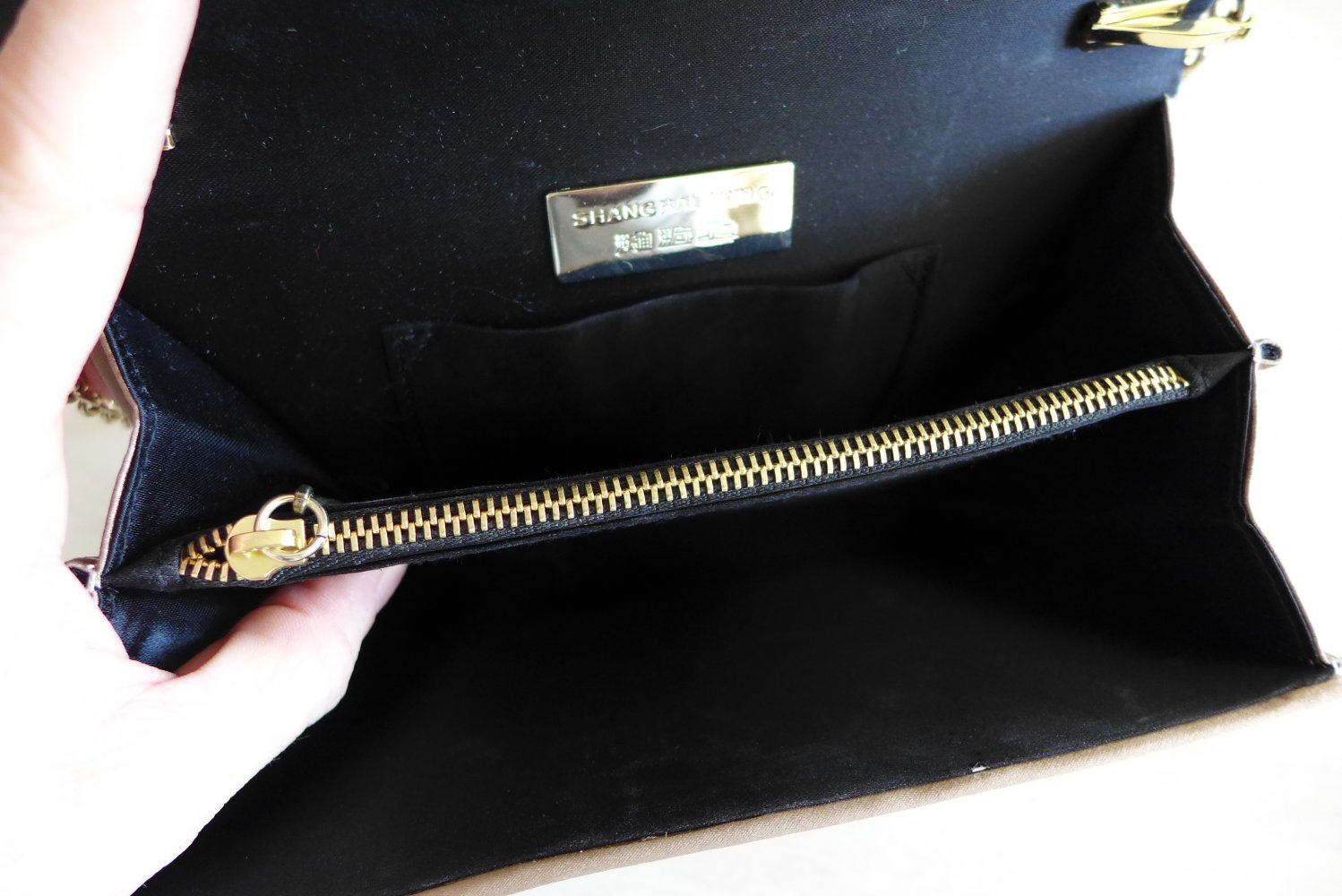 Shanghai Tang Handtasche Clutch hellbraun gold Jade