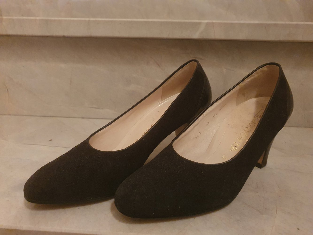 Hochwertige Pumps von Ara Elegance Schwarz Leder Higheels