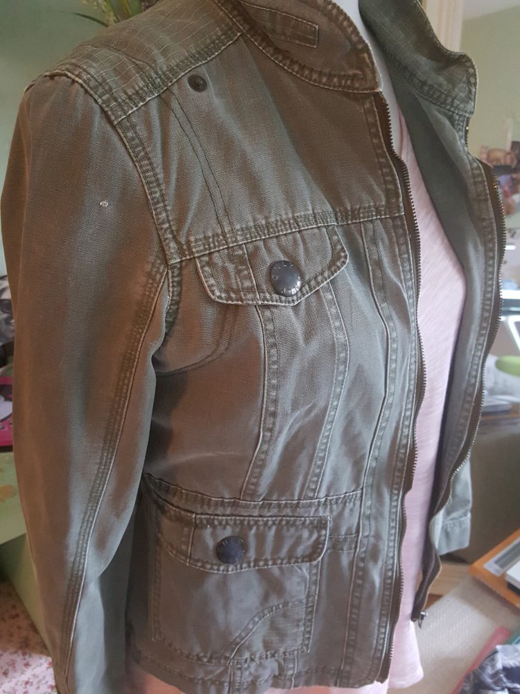 Khaki farbene Bikerjacke / Jeansjacke / Armyjacke von Only