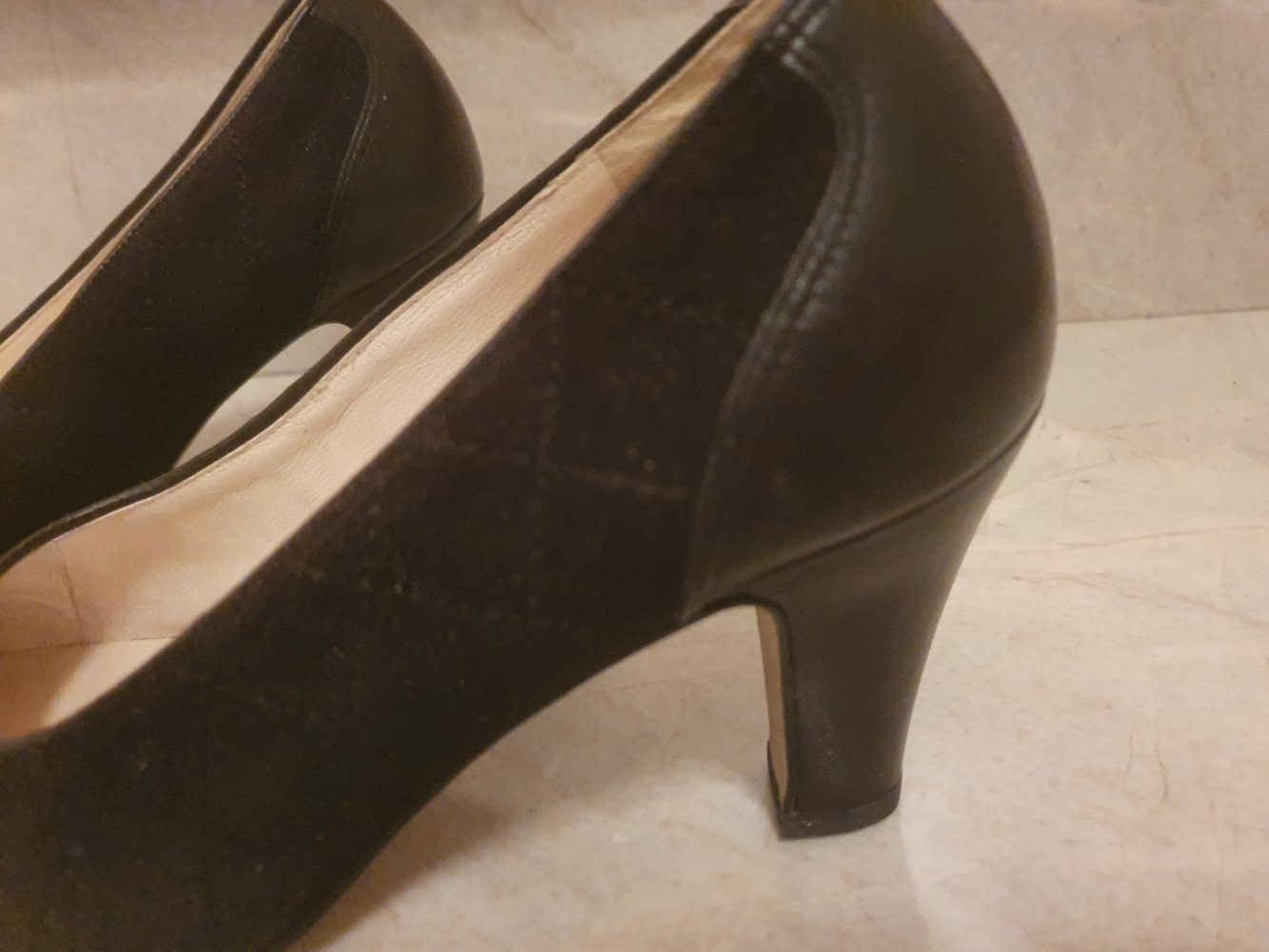 Hochwertige Pumps von Ara Elegance Schwarz Leder Higheels