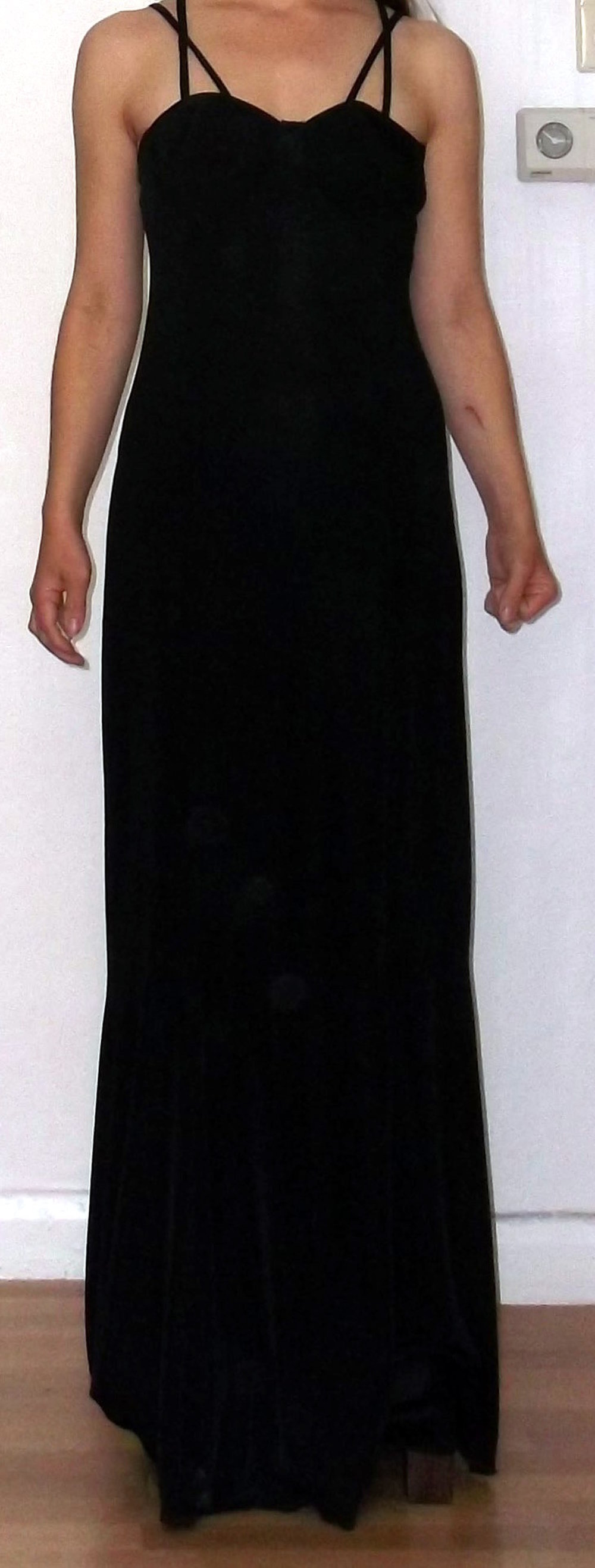 schwarzes Abendkleid Spaghtetiträger