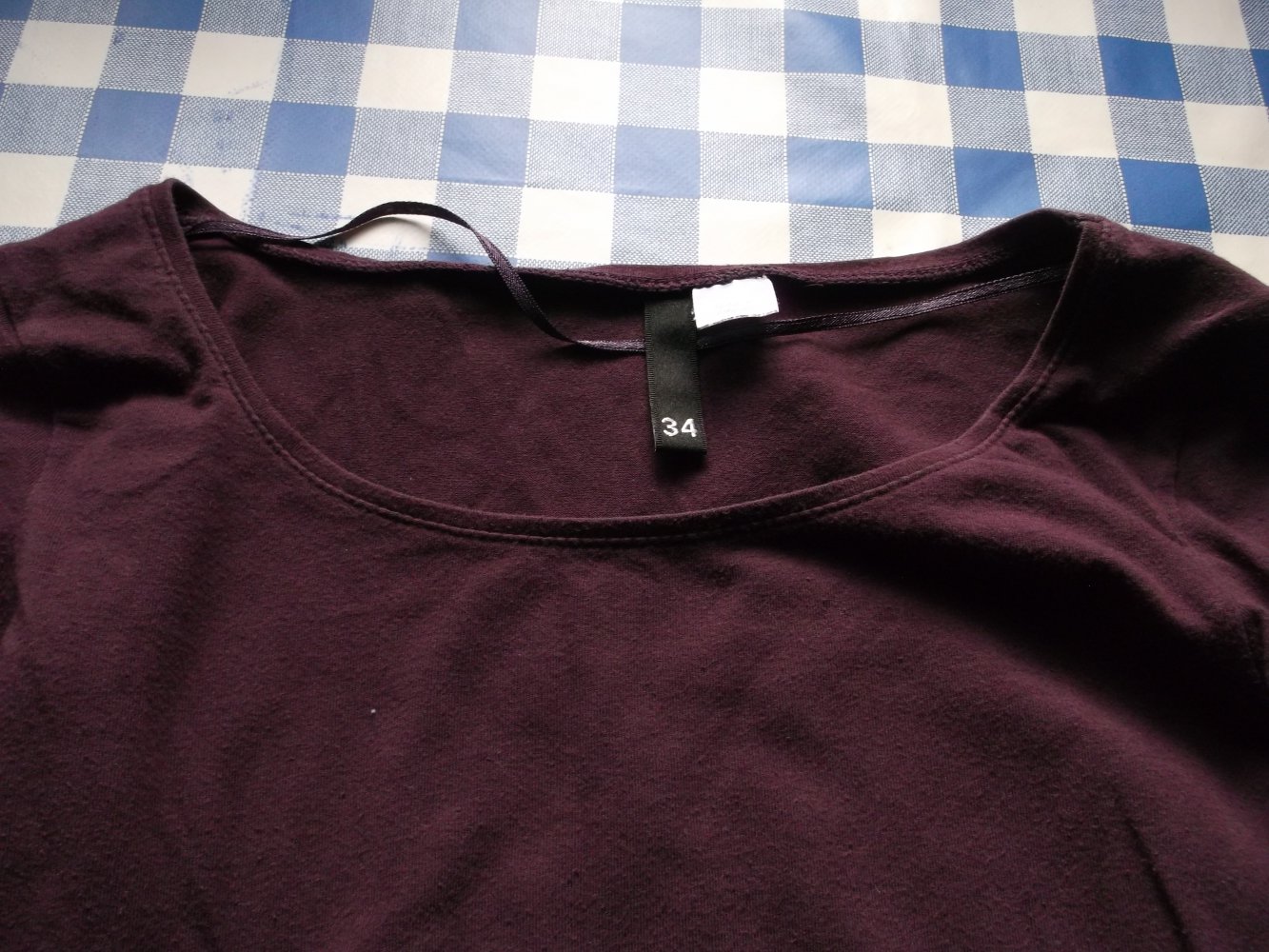 Basic Longsleeve Lila von HM 34