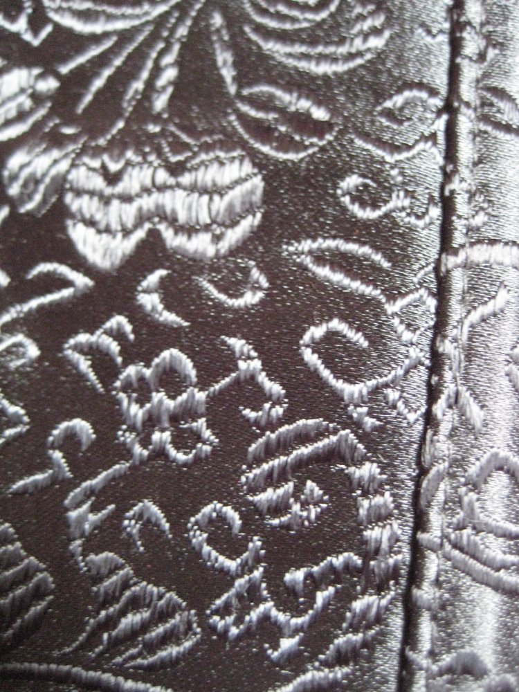 Schwarze Modekorsage mit Blumenmuster, mieder, korsage, corsage, mittelalter, gothic, schwarz, silber, karneval, kostüm, curvy, plussize, dessous, lingerie, burlesque 