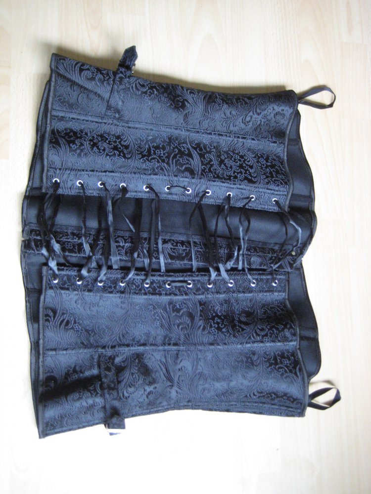 Schwarze Modekorsage mit Blumenmuster, mieder, korsage, corsage, mittelalter, gothic, schwarz, silber, karneval, kostüm, curvy, plussize, dessous, lingerie, burlesque 