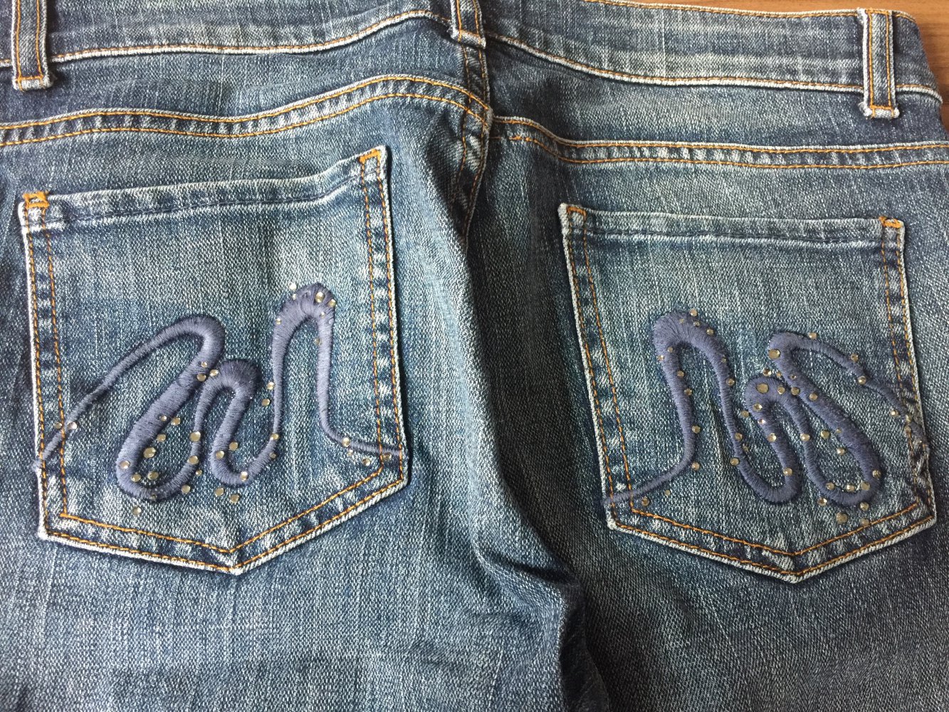 Dunkle Caprijeans Gr. 38