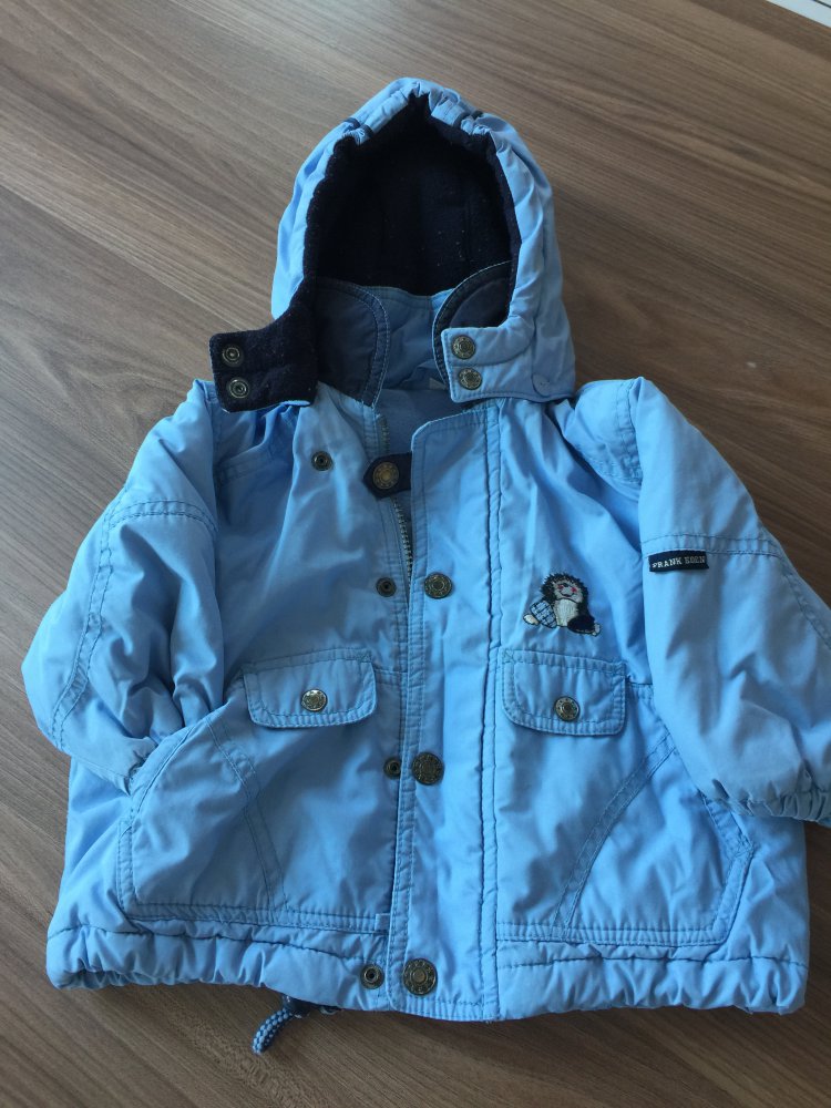 Hellblaue Winterjacke Gr. 80