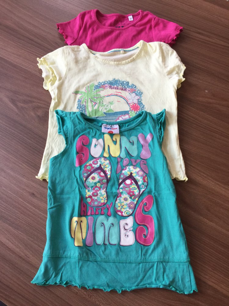 3 Sommer T-Shirts Gr. 98