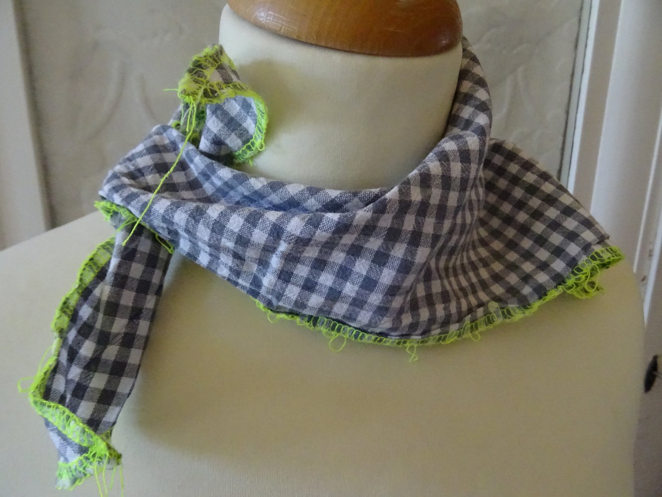 Kleines Dreieckstuch Kinder Hunde Baumwolle kariert Kleinkariert BERLIN