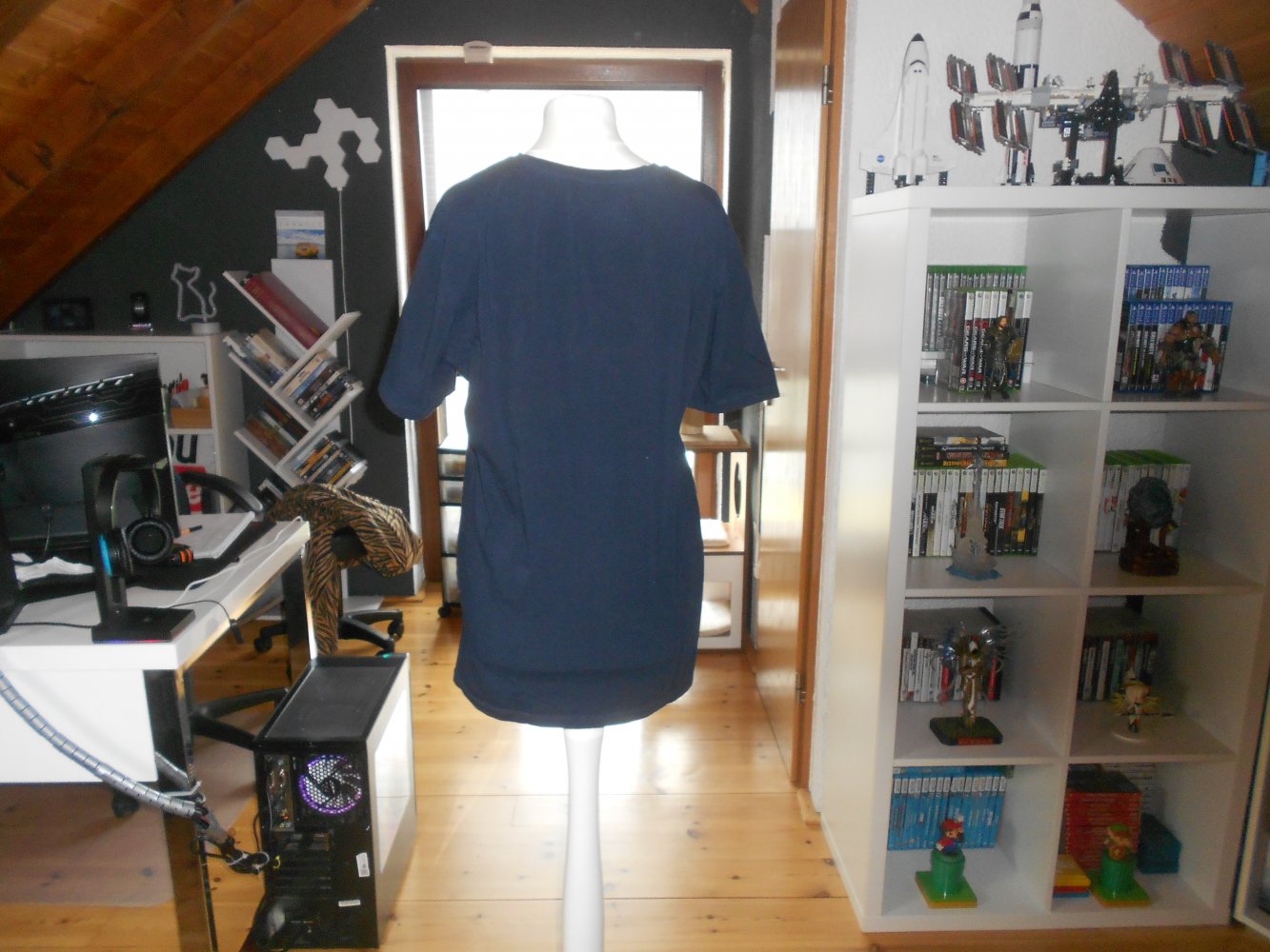 Zara - marineblaues Herren T-Shirt Gr. L