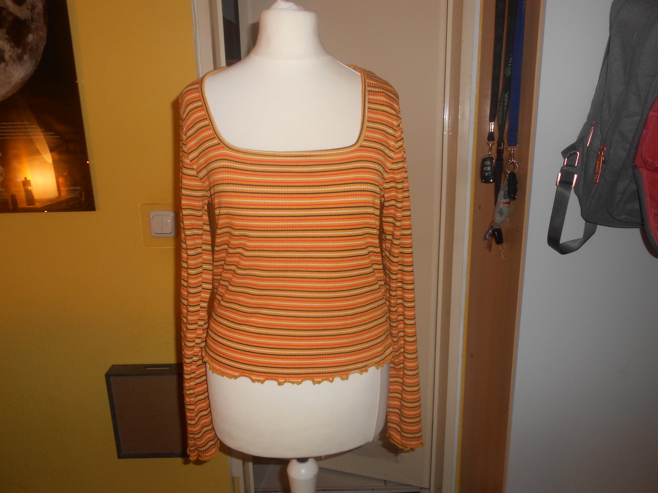 Caution to the Wind - gestreiftes cropped Shirt Gr. M