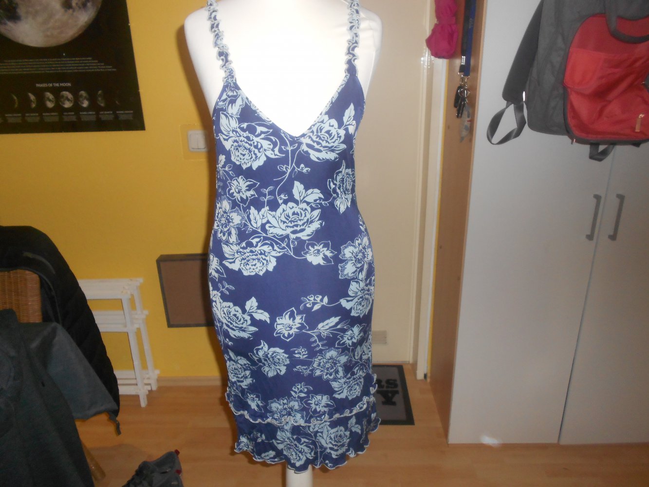 Garrina - schmales geblümtes Sommerkleid Gr. 38