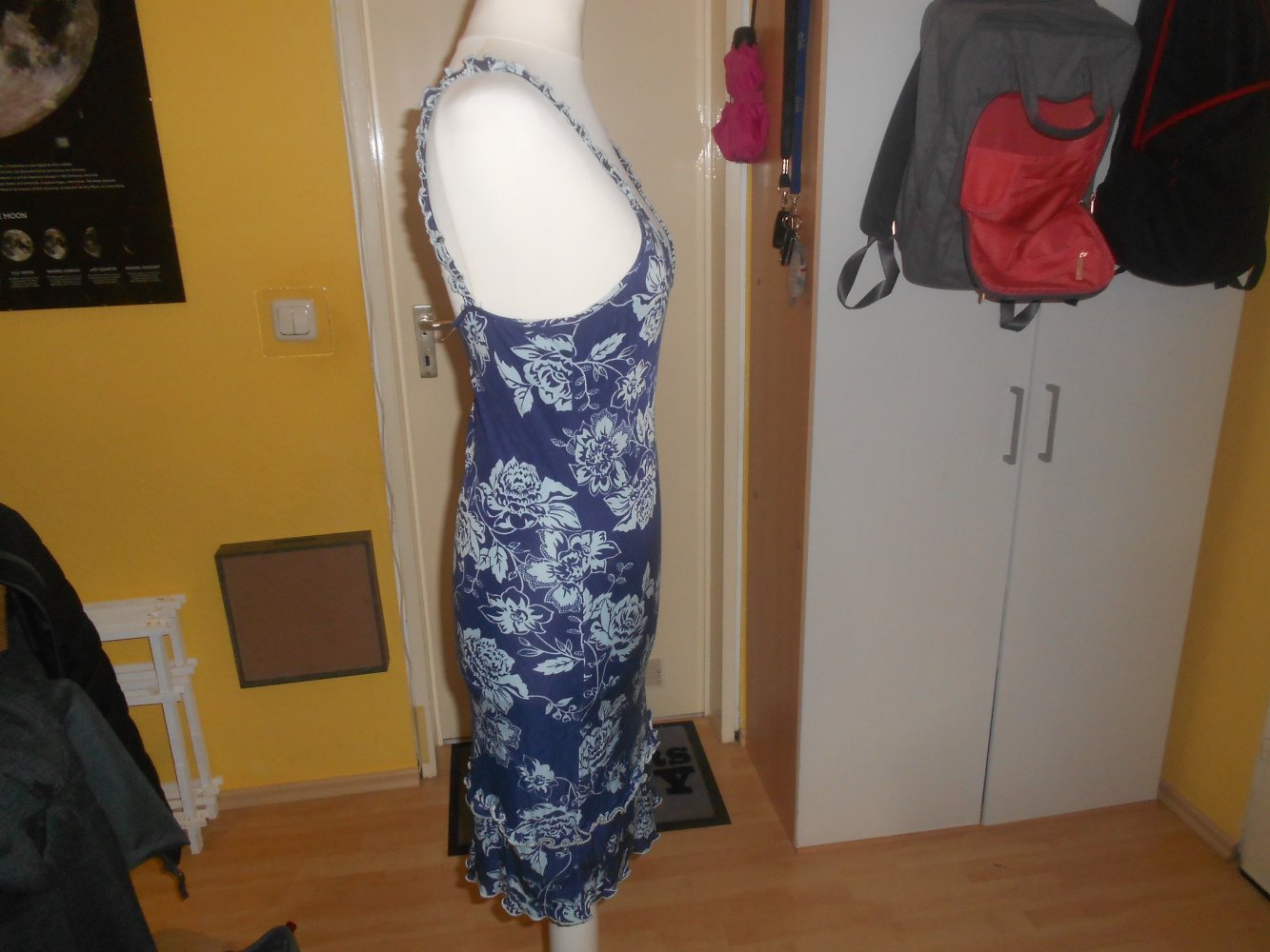 Garrina - schmales geblümtes Sommerkleid Gr. 38