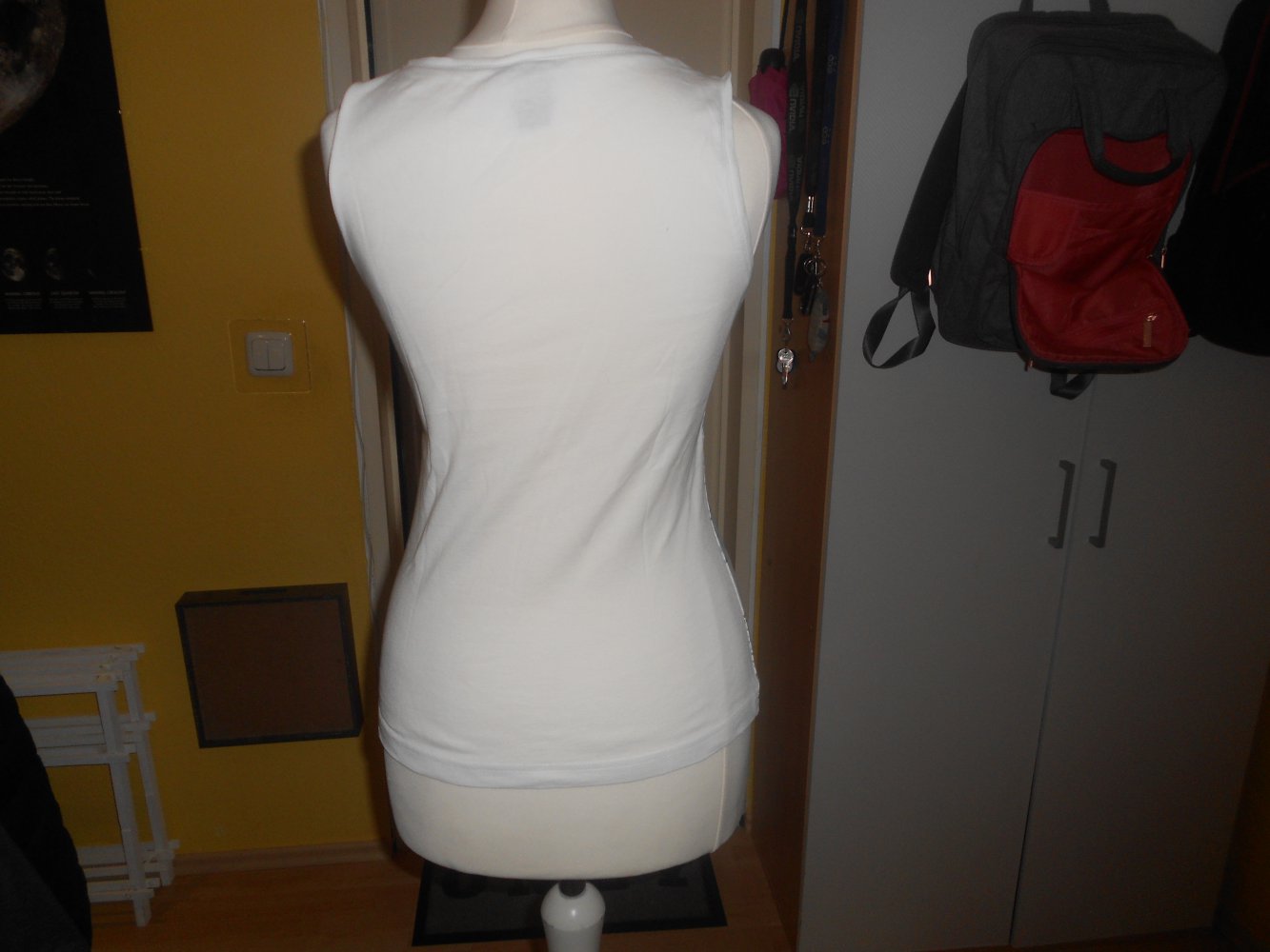 Esprit- weißes Top mit Blumen Gr. S