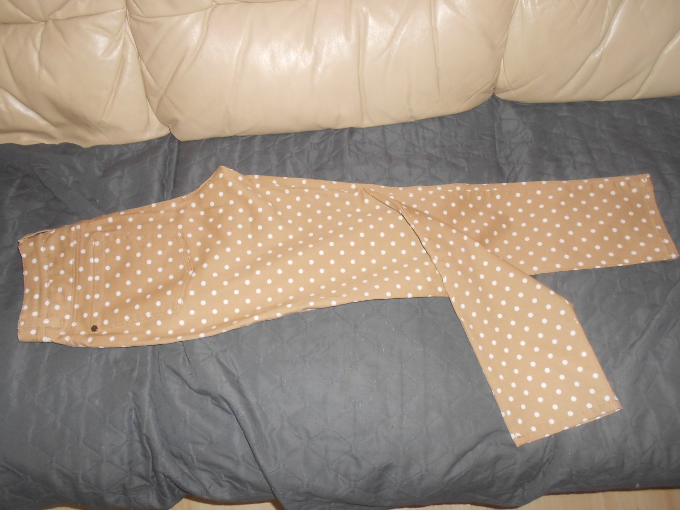 Rick Cardona - hellbraune Jeans mit Polkadots Gr. 38