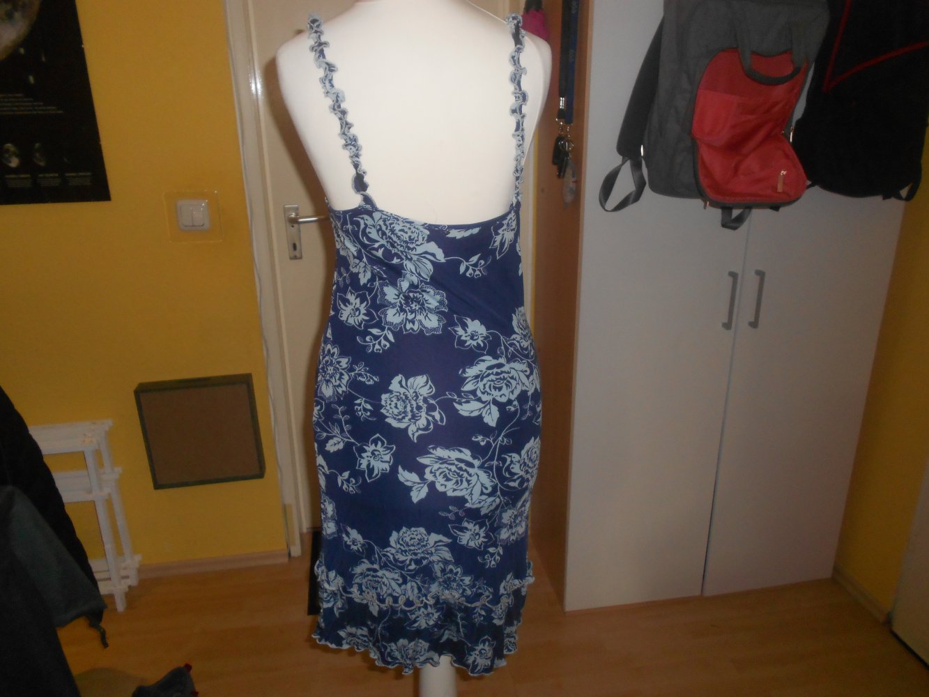 Garrina - schmales geblümtes Sommerkleid Gr. 38