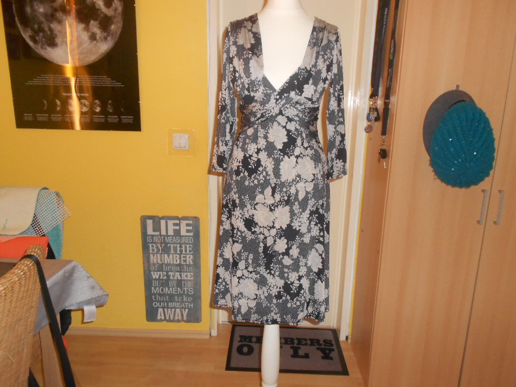 Filles de Paris- geblümtes Kleid Gr. S