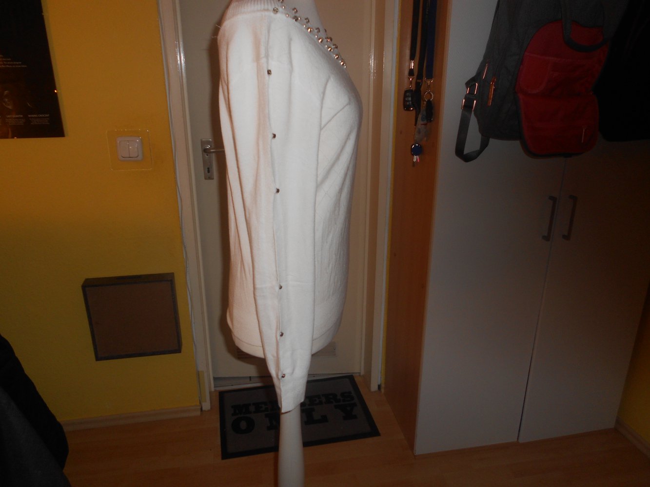 T.K. Classic Collection - weißer Pullover mit Details Gr. S