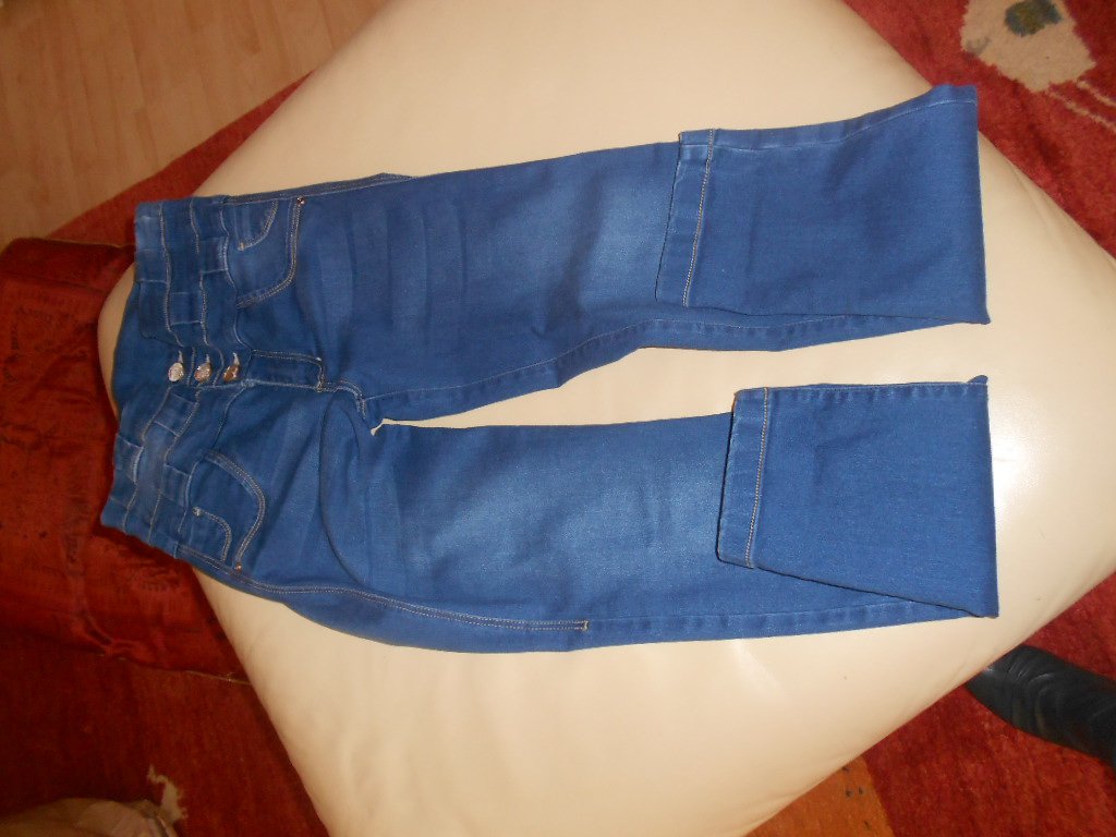 Mokha - Po-Lift Jeans Gr.10 neuwertig