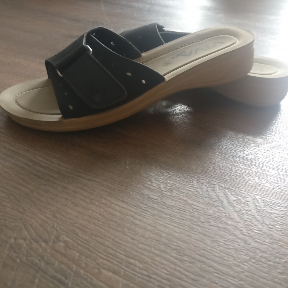 Latschen schwarz Gr. 37 38 von Vila