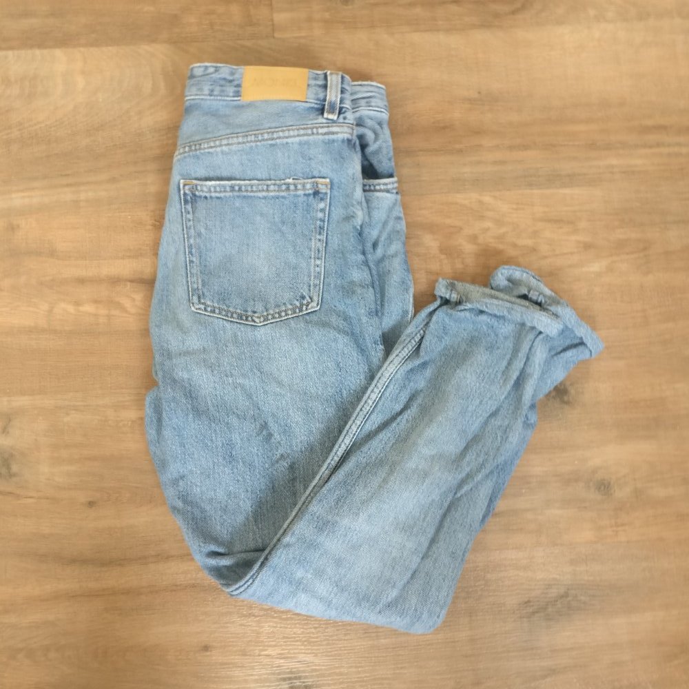 Jeans blau High -Waist von Monki Gr. 28 wie neu