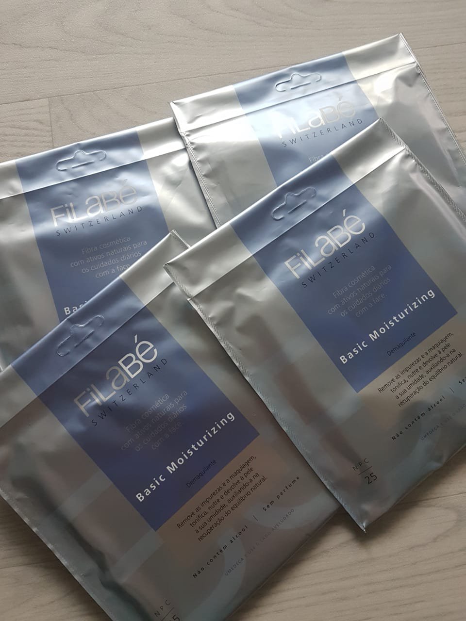 FiLaBè Moisturizing Gesichtspflege Hautpflege Tücher gegen unreine Haut Monatsvorrat