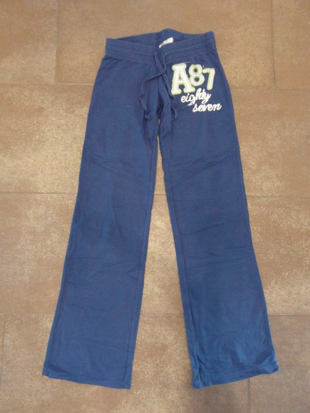 Aeropostale Jogginghose Joggpants SweatPants GR. XXS 32
