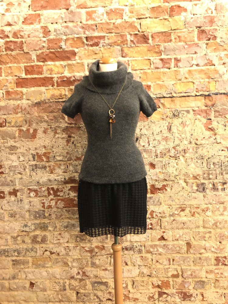 Wunderschöner schwarzer zweilagiger Rock von janina Größe 40 M