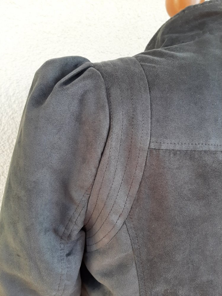 Asos Jacke in UK14 40 42, Grau, Puffärmel Volants Samt, neu