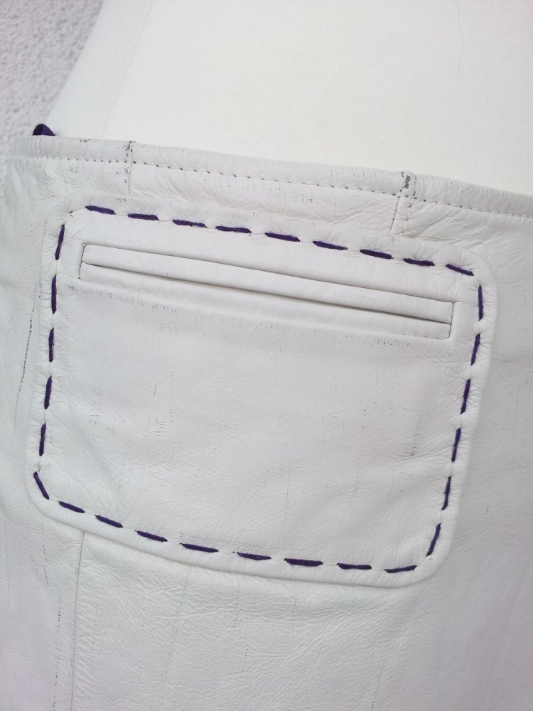 Fornarina Mini-Rock in M 38, Creme Weiß used, Falten Leder, NEU