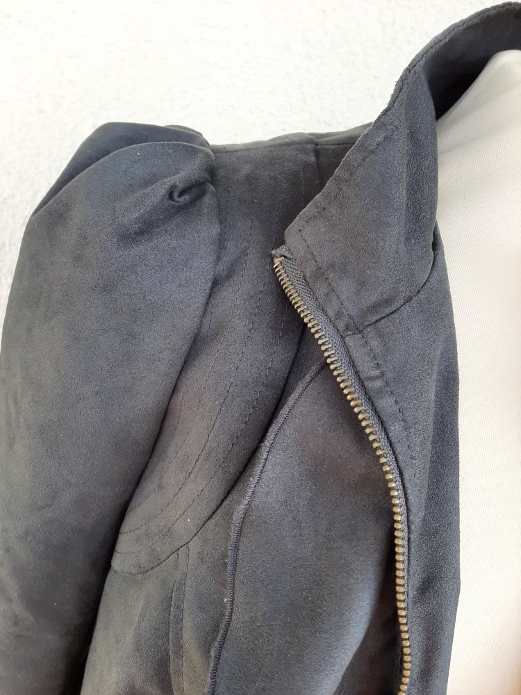 Asos Jacke in UK14 40 42, Grau, Puffärmel Volants Samt, neu