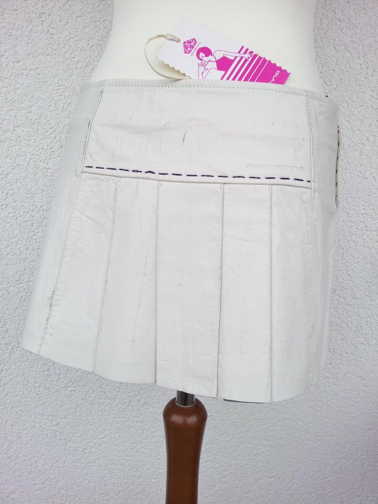 Fornarina Mini-Rock in M 38, Creme Weiß used, Falten Leder, NEU